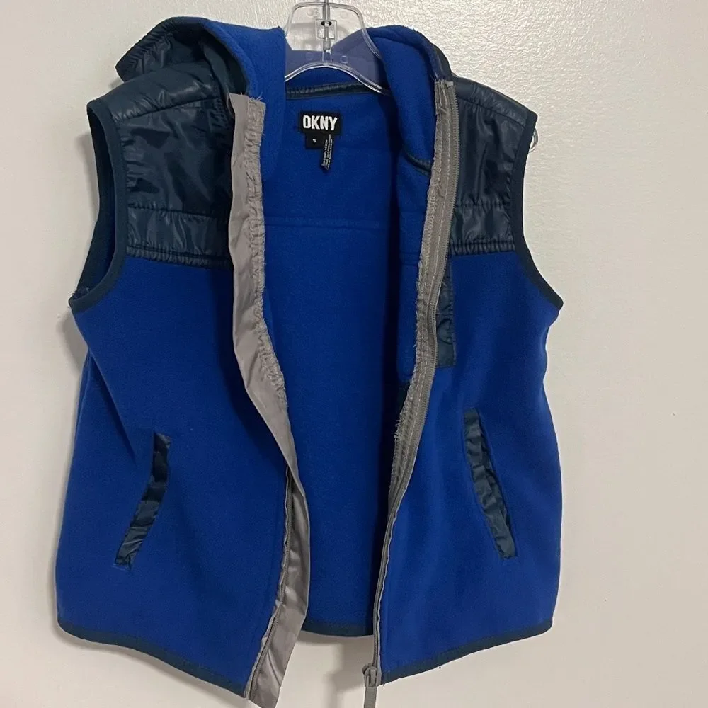 DKNY boys puffer fleece vest size 5 / 5T